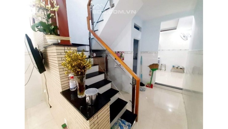 Nhà Đẹp Ở Ngay Âu Cơ, Tân Bình, 42m2, Ngay Đại Học Văn Hiến, Chỉ 3 Tỷ 88